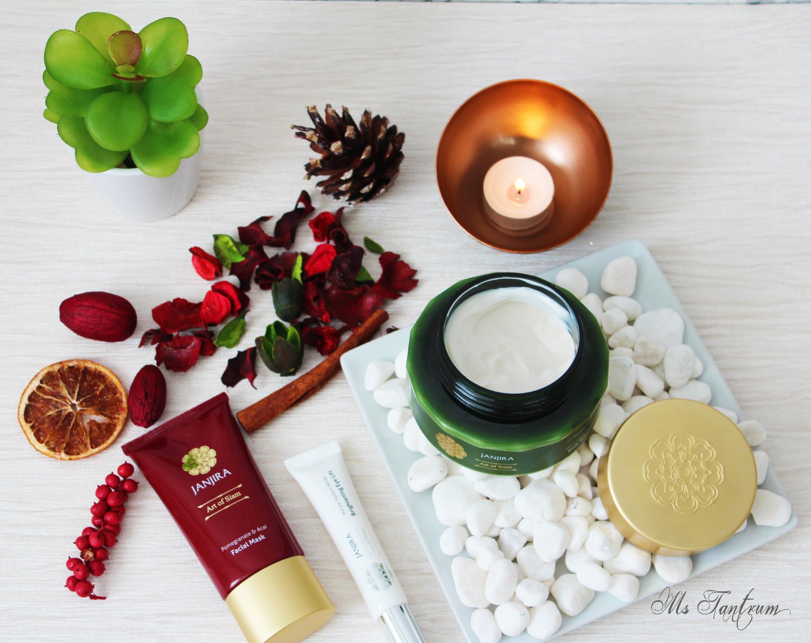 Thai luxury skin care by Janjira