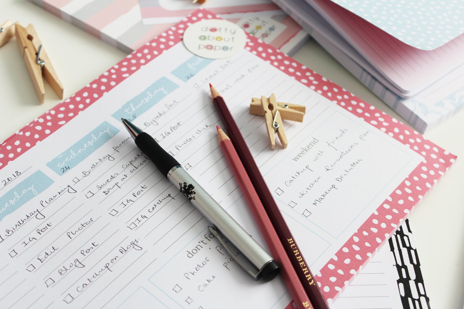 Blogger Desk Stationery - Ms Tantrum Blog