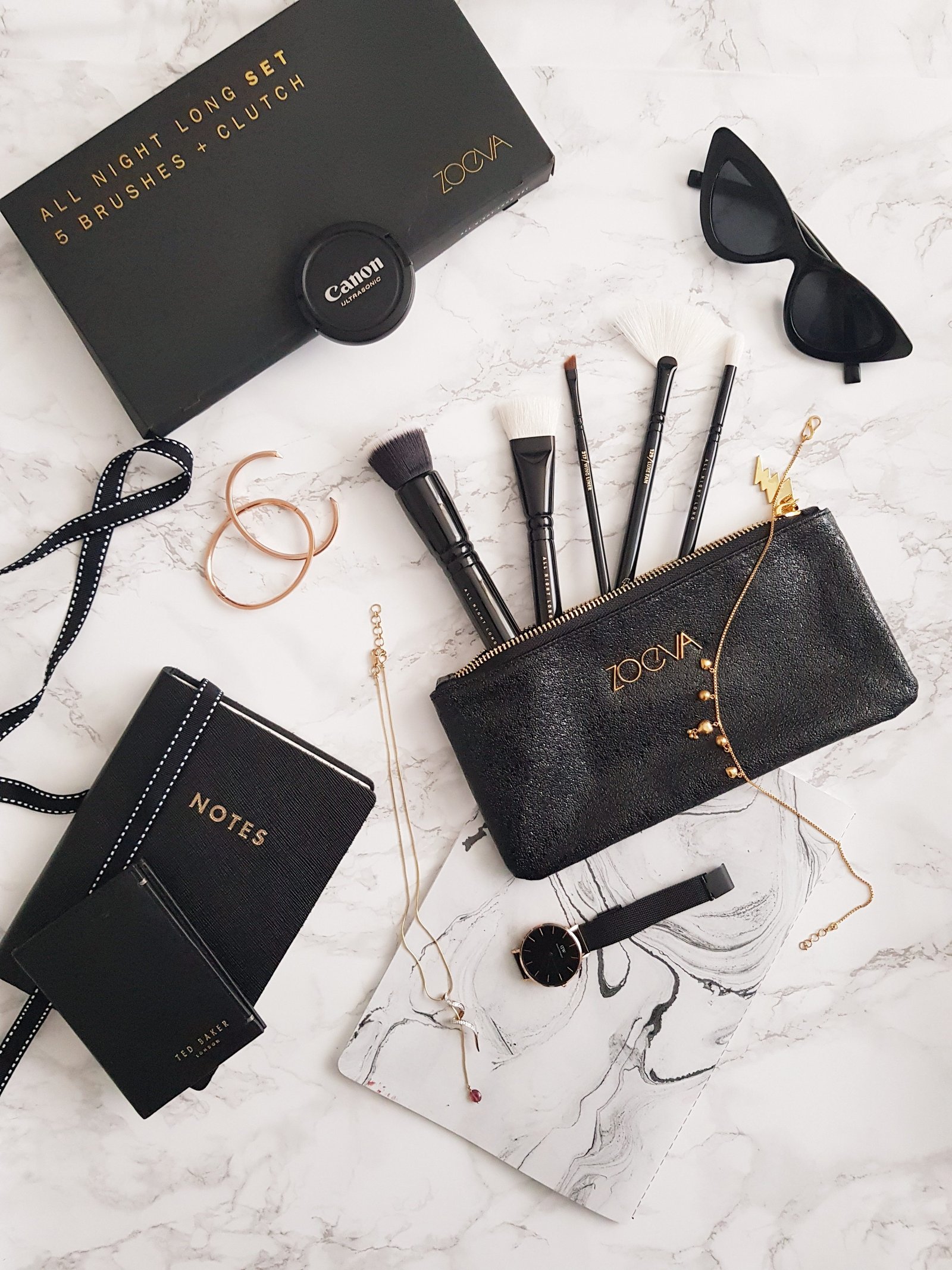 Zoeva Brushes, Beauty Flatlay, Christmas gifts - Ms Tantrum Blog